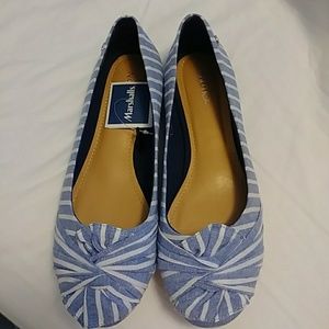 Nautica Blue striped shoes